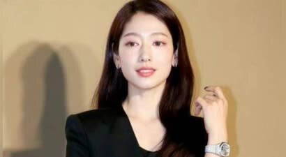 朴信惠为当艺人全家曾住半地下室，父母扫厕所谋生