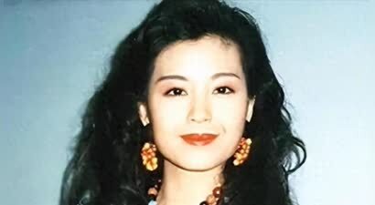 她21岁嫁52岁亿万富豪，结婚仅两周老公去世，多年官司分得900万