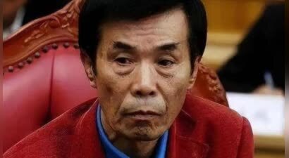 77岁何庆魁隔空喊话赵本山，却被扒了个底朝天，网友：吃相难看