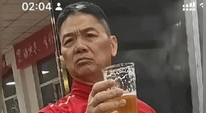 章泽天也没想到，临近年关，刘强东竟会以这种方式，实现口碑暴涨