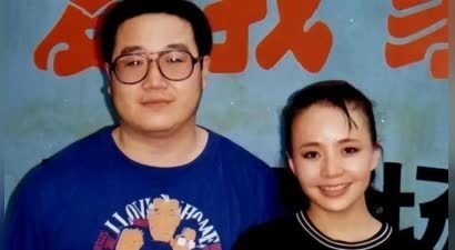 与英达离婚28年，宋丹丹仅凭一个举动，彻底断了前夫的后路