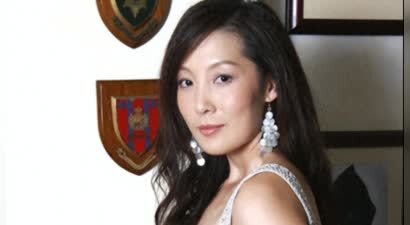 前TVB当家花旦罕见亮相，嫁百亿富商息影25年，如今状态令人惊叹