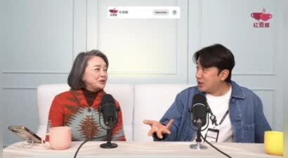 王祖蓝为女儿举家搬回香港，想给孩子安定生活，曾住内地四处搬家