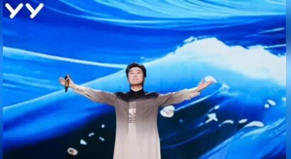 YY2025年度巅峰盛典收官 李玉刚张栋梁携手主播上演跨界合作