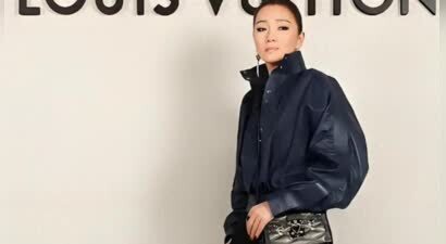 巩俐：姐姐和父亲接连去世，我用孝心托起98岁老母亲的晚年