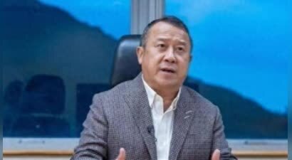 被爆即将接任TVB总经理！58岁影帝坚决否认，拒绝评价曾志伟