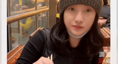 周迅自曝三天未吃淀粉，靠游泳消耗泡面热量