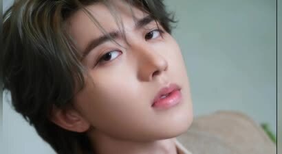 金子涵拉黑蔡徐坤引争议！蔡徐坤工作室回应：仅为节目录制交集