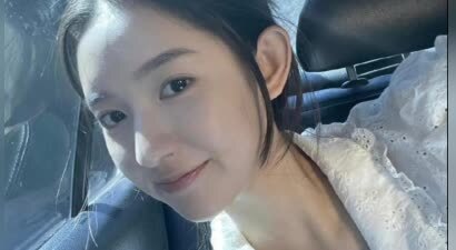 黄景瑜辟谣和王玉雯恋情，酒店视频是朋友聚会，女方声明也来了