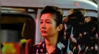 郑卫莉 59 岁定居武汉，素颜陪妈出行，对和杜淳关系冷淡已坦然