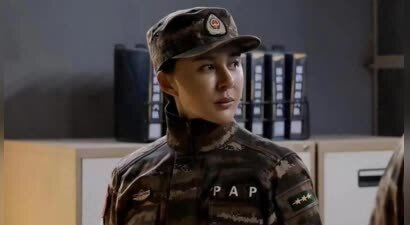 女演员千万别整容，看43岁万茜跟23岁王和，就明白张艺谋没说错