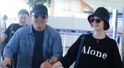 李小冉风波再起，向太9字公开点评，原来她和张柏芝是一类人