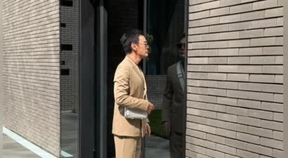 成都活动太真实！赵今麦暴瘦变成熟，钟镇涛女儿虎背熊腰没星味儿