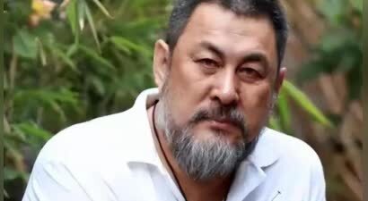 借陆树铭追悼会敛财、婚内出轨小香玉？王为念到底动了谁的蛋糕