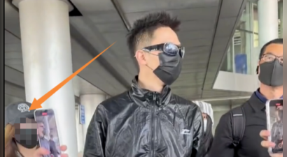 没出道时就曾深陷舆论漩涡，这次他又和女工作人员传出绯闻了？