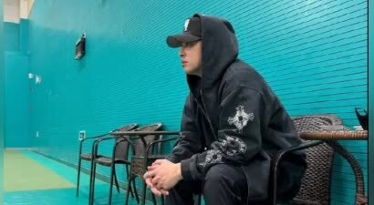 潘玮柏自曝自己得了面瘫：医生说是疲劳引起的