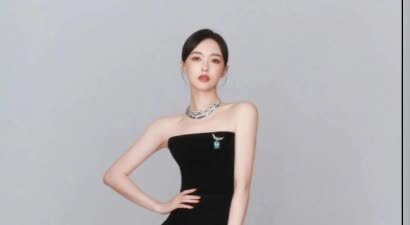 唐嫣身材窈窕 身穿黑色长裙优雅美丽像天鹅