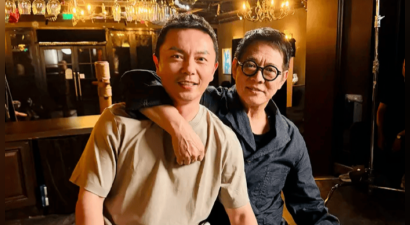 李连杰晒与谢苗合影：“一眨眼，儿子就长大了”