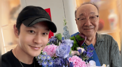 黄晓明父亲节晒父子俩合照：亲爱的爸爸，现在轮到我照顾你了