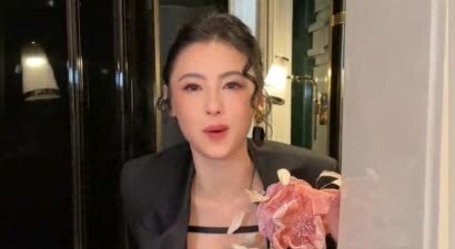 张柏芝澳门忙演出，后台接到儿子电话秒接听，关门聊了半小时