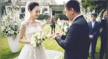 “曝李小冉徐佳宁离婚”冲上热搜 两人结婚已逾10年 目前双方均未回应