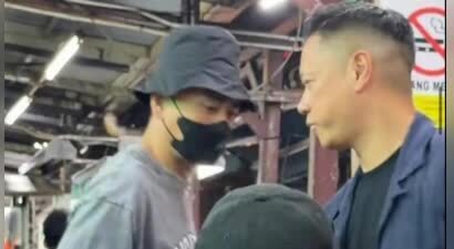 胡杏儿丈夫李乘德偶遇黄宗泽 主动上前拥抱寒暄引发热议