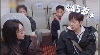 何炅自曝因年龄大遭密室拒入