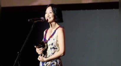 周迅获釜山电影节影后，陈坤辛芷蕾舒淇纷纷发文祝贺