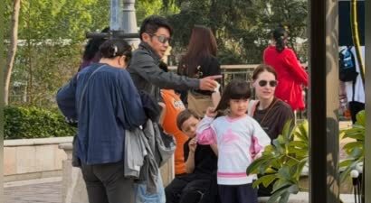 偶遇撒贝宁一家四口逛街，7岁龙凤胎活泼可爱，女儿很像妈妈李白