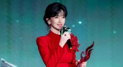 凤凰网2026行动者联盟公益盛典 赵雅芝获影视公益之星大奖引爆全场