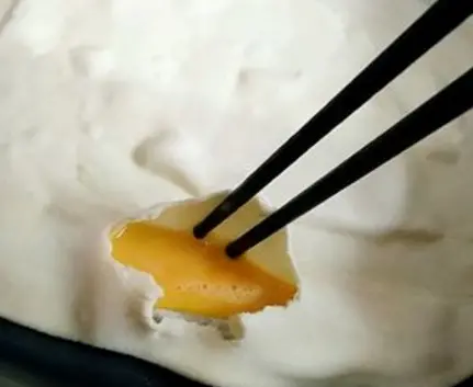 鸡蛋灌饼和面的方法（鸡蛋灌饼的面怎么做的视频）
