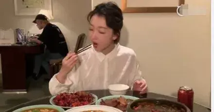 要么瘦要么死？让女明星一周瘦20斤的方法真的值得效仿吗？