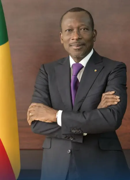 贝宁总统塔隆抵达北京,将对中国进行为期4天的国事访问。 图源 CGTN