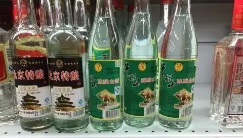 白酒是五谷之精华，如何辨别酒精勾兑酒和纯粮食酒？-如何区分酒精勾兑与纯粮酿造