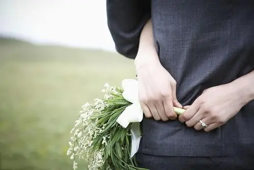 心动情感挽回：男人说我累了，女人这样回复，很容易抓住男人的心-当男人说我累了,聪明女人怎么回答