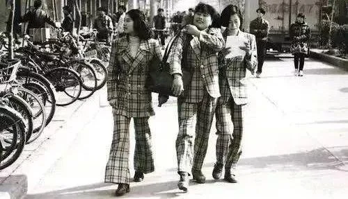 中国“汉服热”来袭，复古文化回潮，年轻人的“新时尚文化”插图10