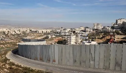 ����ɫ����Լ���������޽��ĸ���ǽ