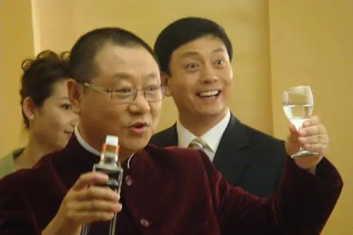 白酒是五谷之精华，如何辨别酒精勾兑酒和纯粮食酒？-如何区分酒精勾兑与纯粮酿造