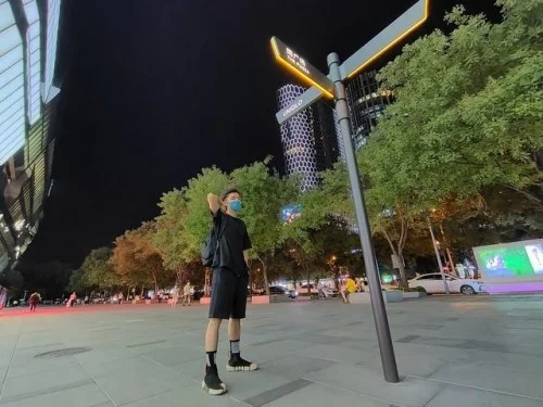 OPPO最新款手机Reno4告诉你，谁才是真正的夜拍实力派?(opporeno4se如何拍夜景)