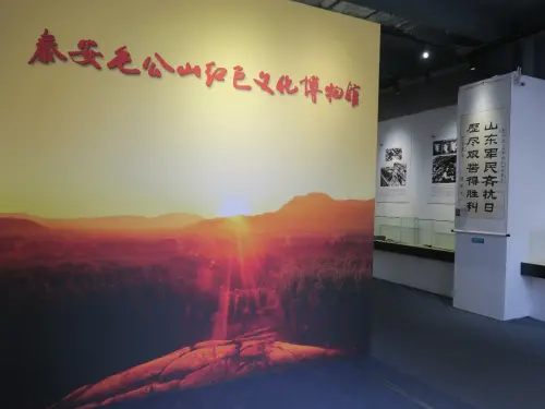 对刘氏家族收藏的几千块古钟表进行集中展示，探究钟表发展史，在大众中普及钟表知识，为保护这一人类文化遗产做贡献。