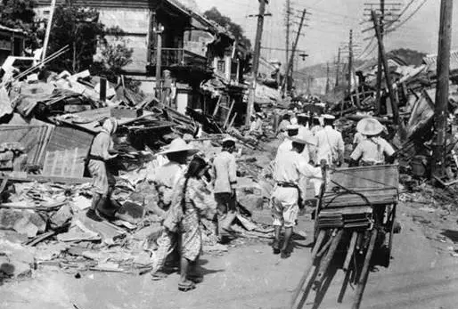 76年唐山大地震是陪葬（76年唐山大地震前兆） 第2张