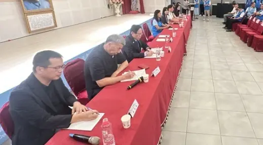 国民党主席选举6名候选人9月29日下午同台参加交流会。图源：台媒
