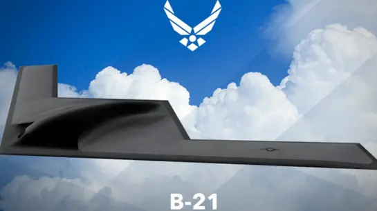 B-21与B-2轰炸机高度相似，继续采用了低可探测度的飞翼式设计，但翼面设计更简洁。