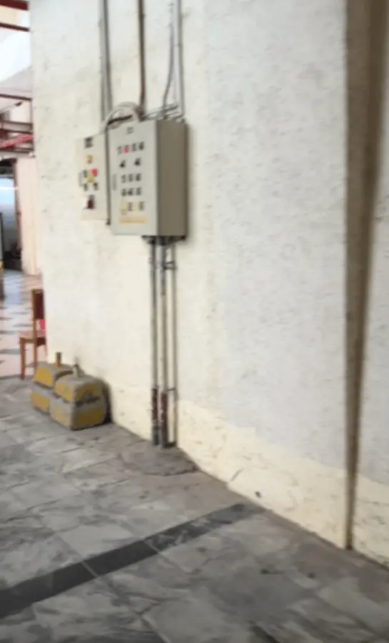小区架空层隐藏“宫殿”？记者实地探访，相关部门已介入调查_https://www.izongheng.net_快讯_第6张