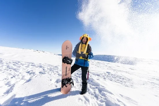 大型网游牵手冰雪文旅，可可托海滑雪场邂逅冬梦奇遇-可可托海国际滑雪场简介