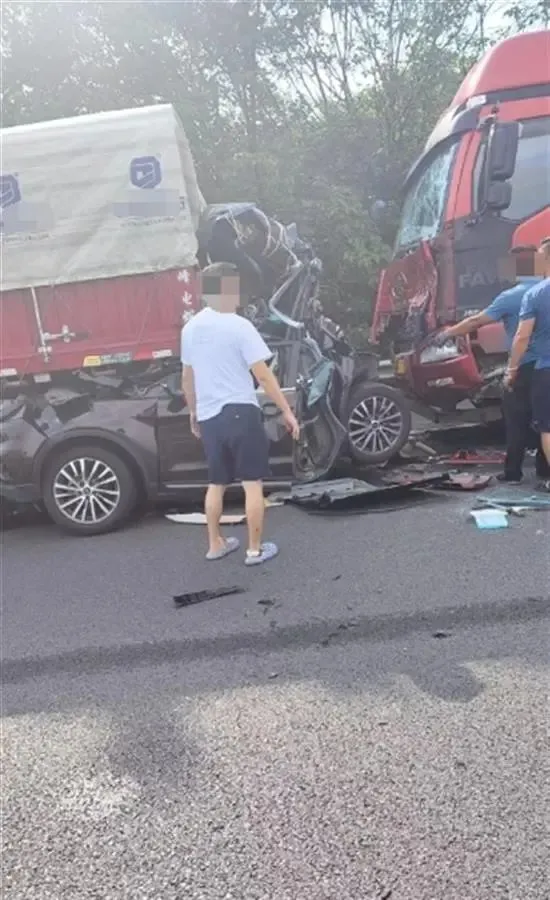 事故现场（受访者供图）