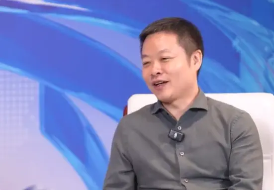 何小鹏回应爱吃7元快餐:不是贵的东西才好吃