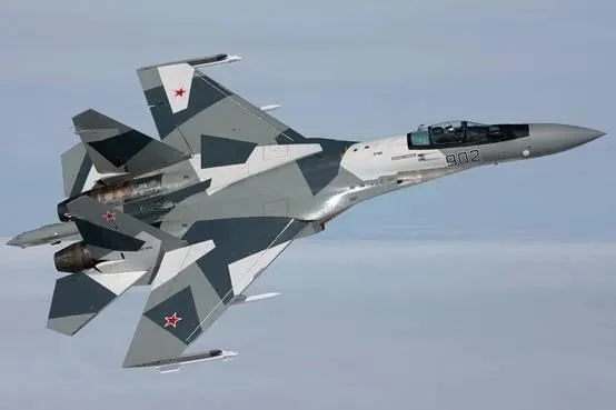 俄空天军重点发展苏-35等先进战机，却忽视了相对低端的无人机研制