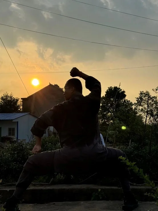 从少林寺至九华山，少林寺五比丘800公里行脚圆满