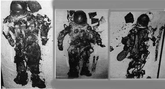 ▲阿波罗1号指挥舱在地面突发大火，因为短时间内打不开舱门，在工作人员的注视下，三名宇航员被活活烧死。